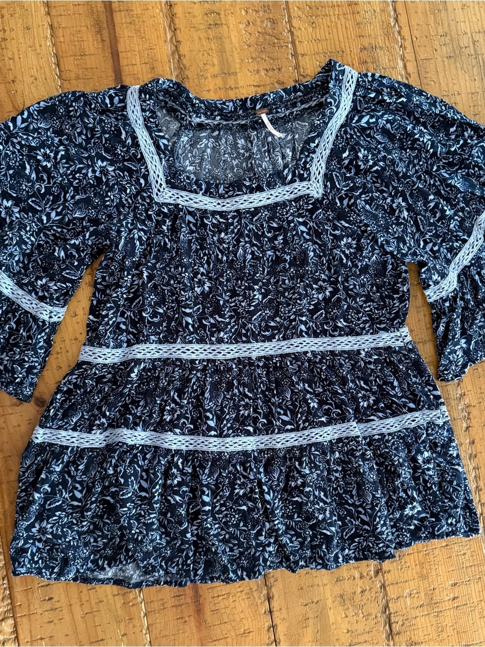 Free People Talk About It Tunic Navy Floral Print Square-Neck Peasant Top - Picture 3 of 5